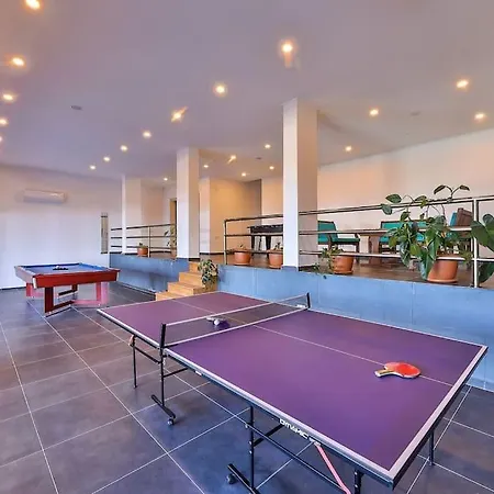 Villa Deniz Manzarali Havuzlu Kardelen